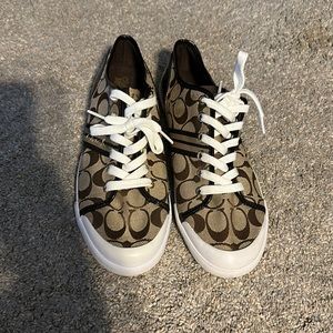 Excellent condition coach tennis shoes